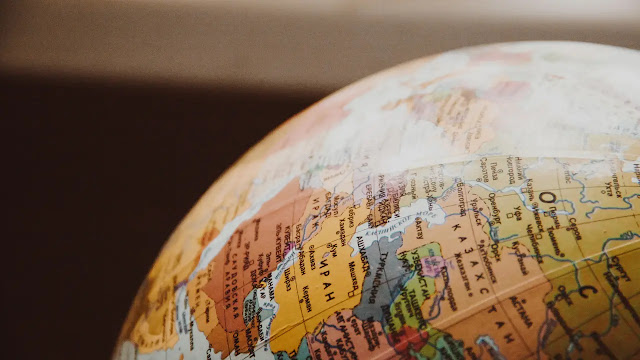 How many Arab countries are there